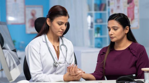 Indian, Doctor, Young woman, doctor clinic, Female Doctor, talking